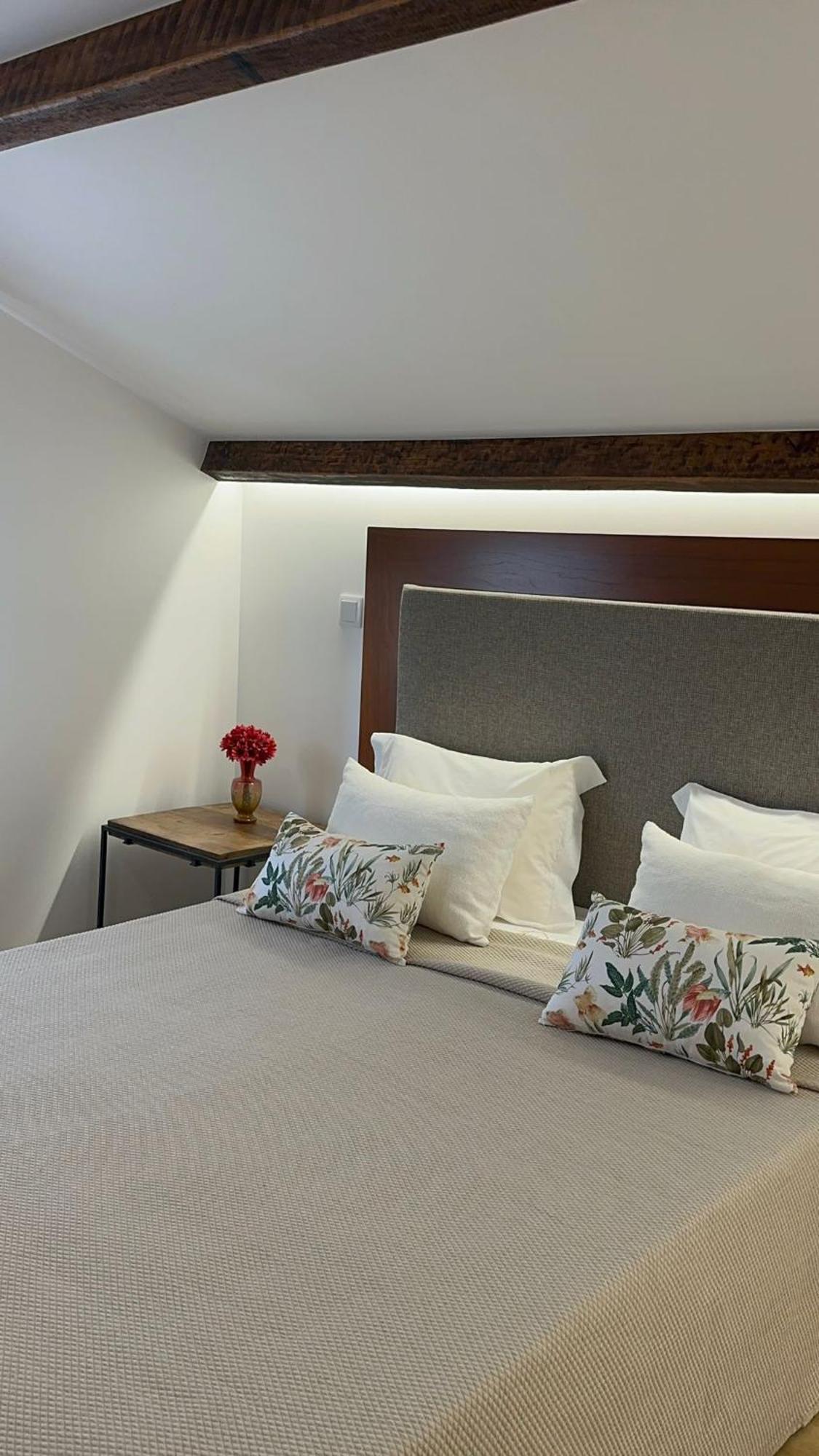Guest House Mj 포보아데바짐 외부 사진