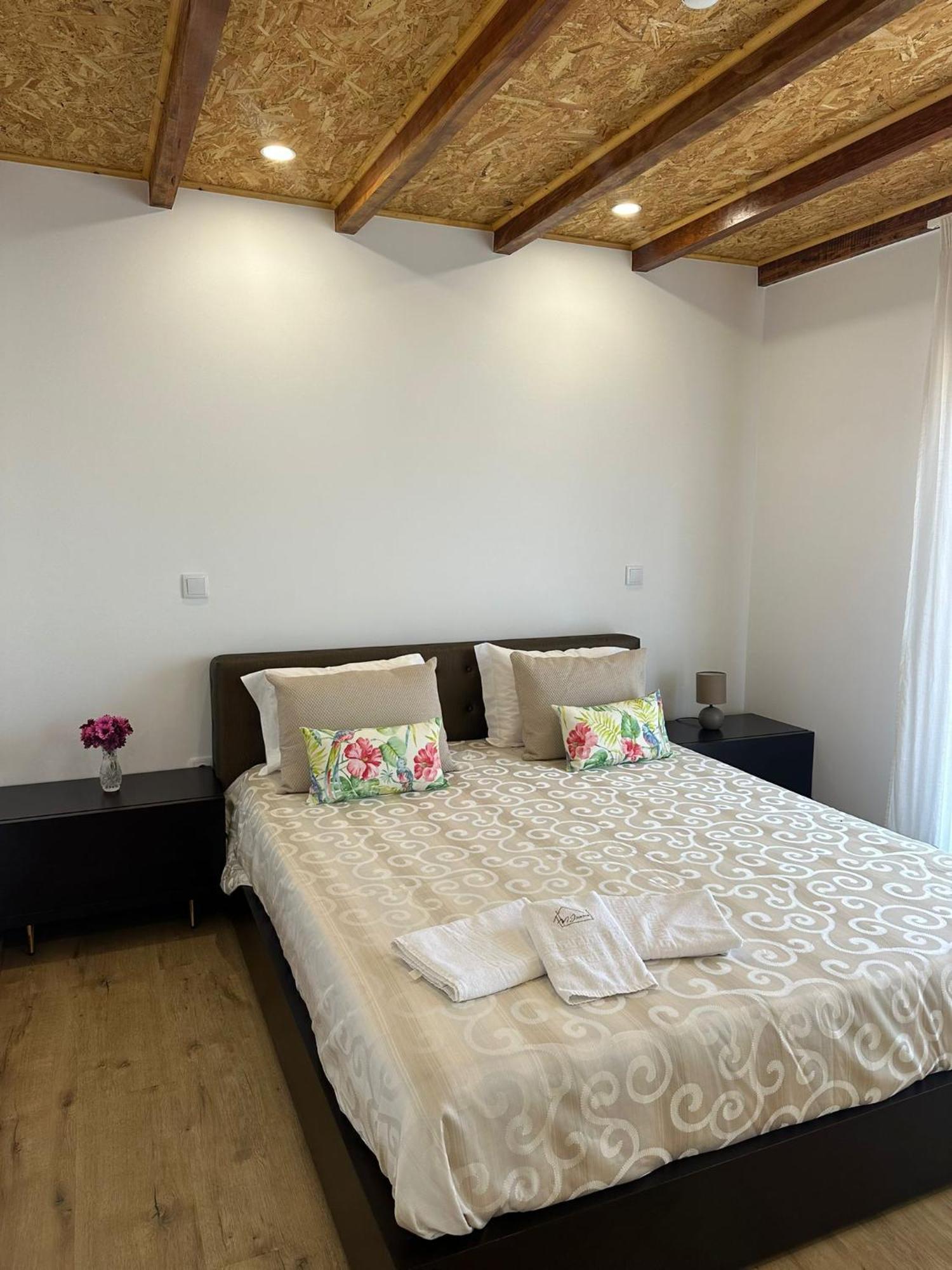 Guest House Mj 포보아데바짐 외부 사진