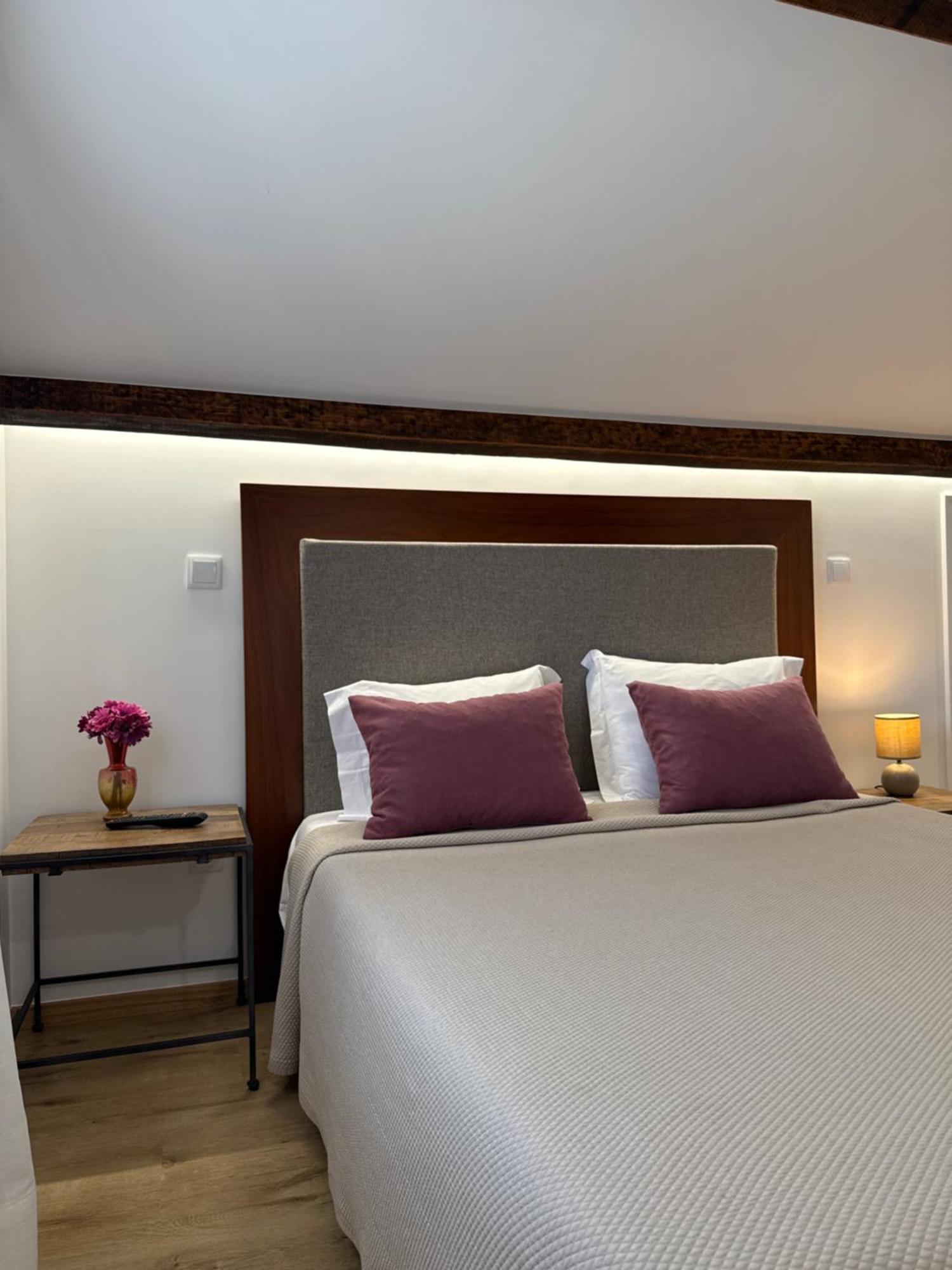 Guest House Mj 포보아데바짐 외부 사진
