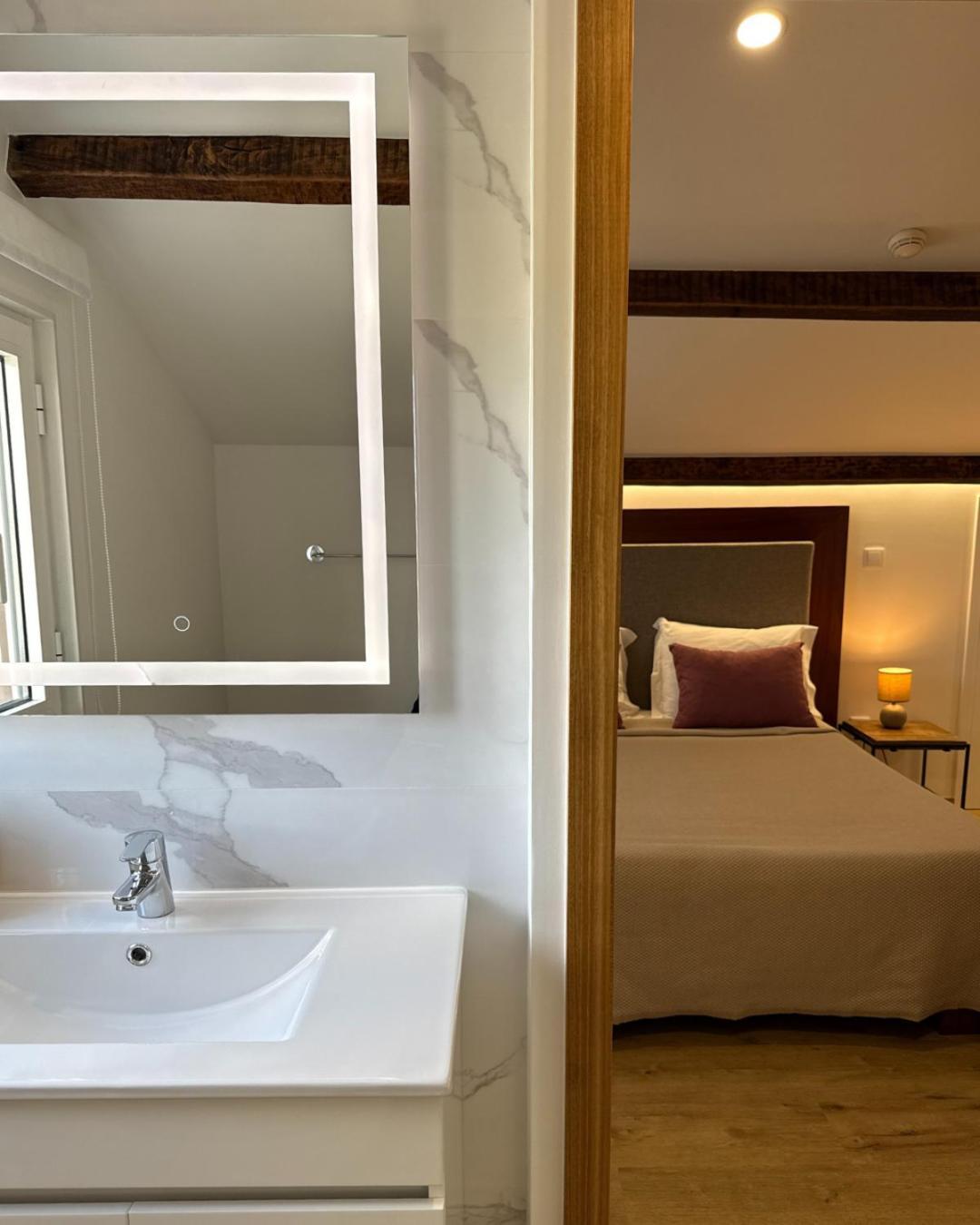 Guest House Mj 포보아데바짐 외부 사진
